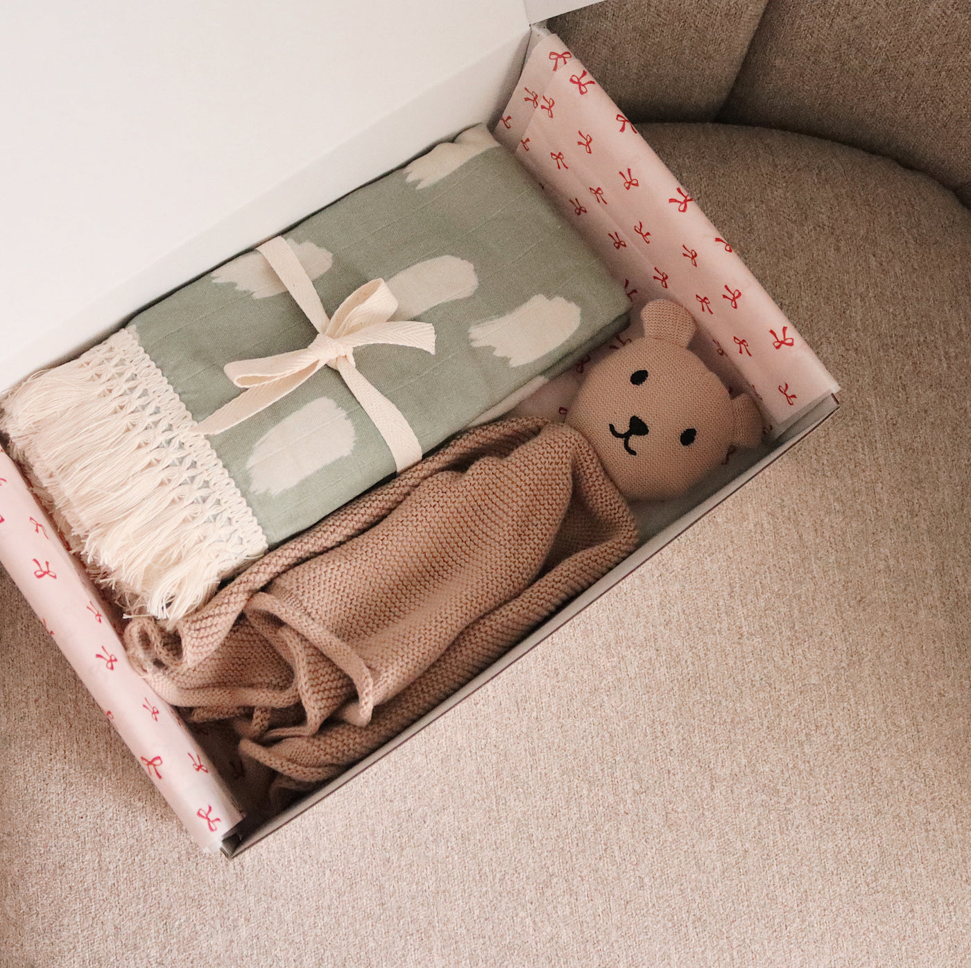 Newborn Gift Box | Sage Boho