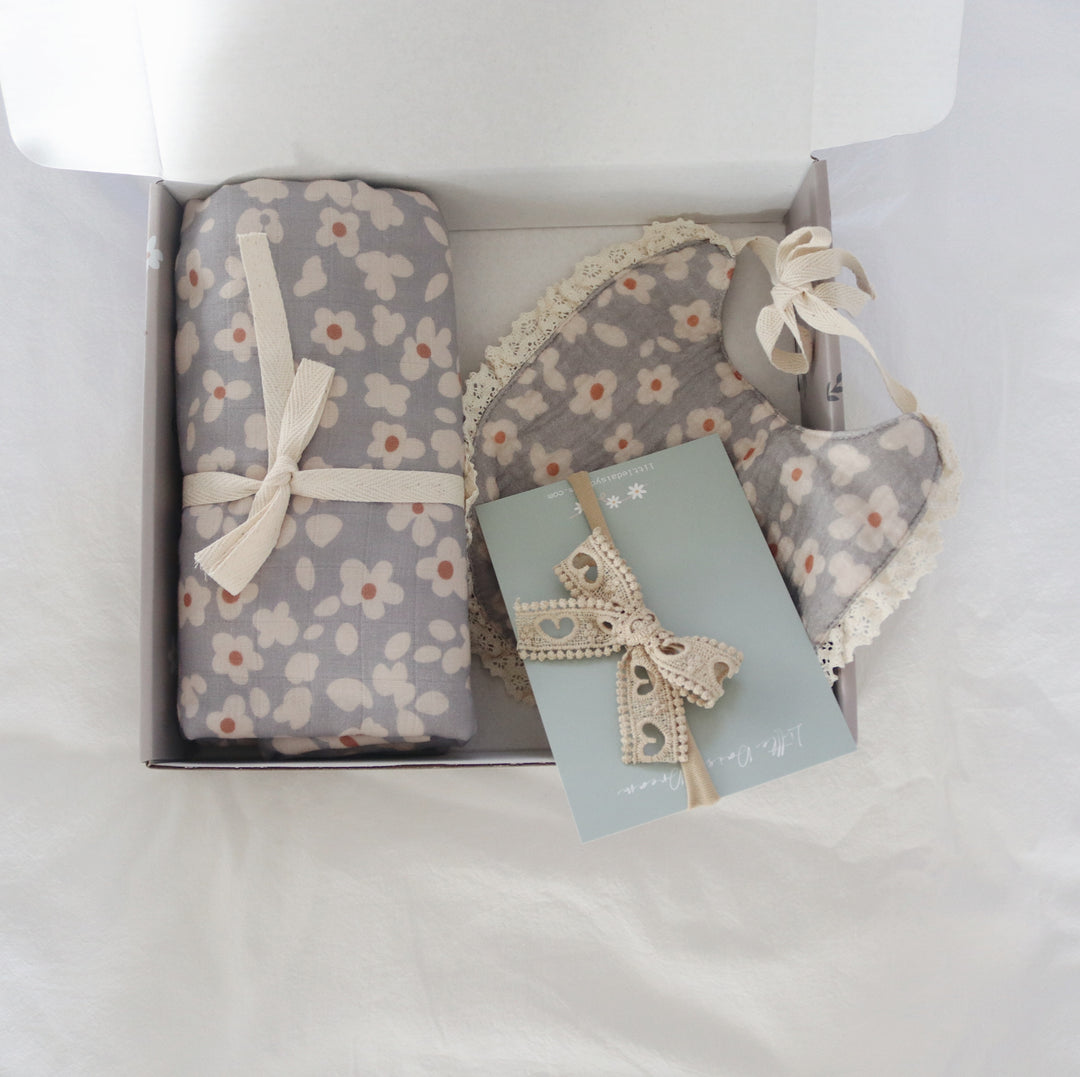 Baby Gift Box | Newborn Swaddle &amp; Bib Set