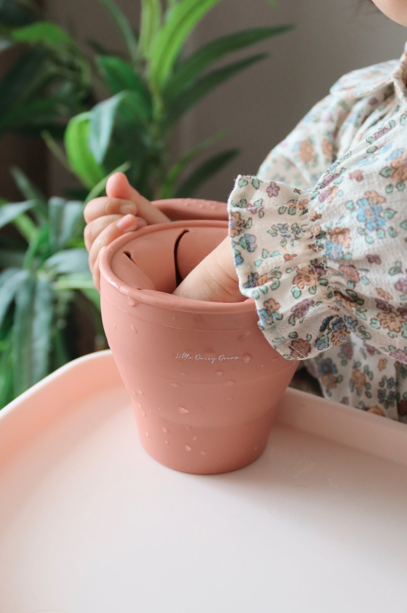 Collapsible Silicone Snack Cup | Sand