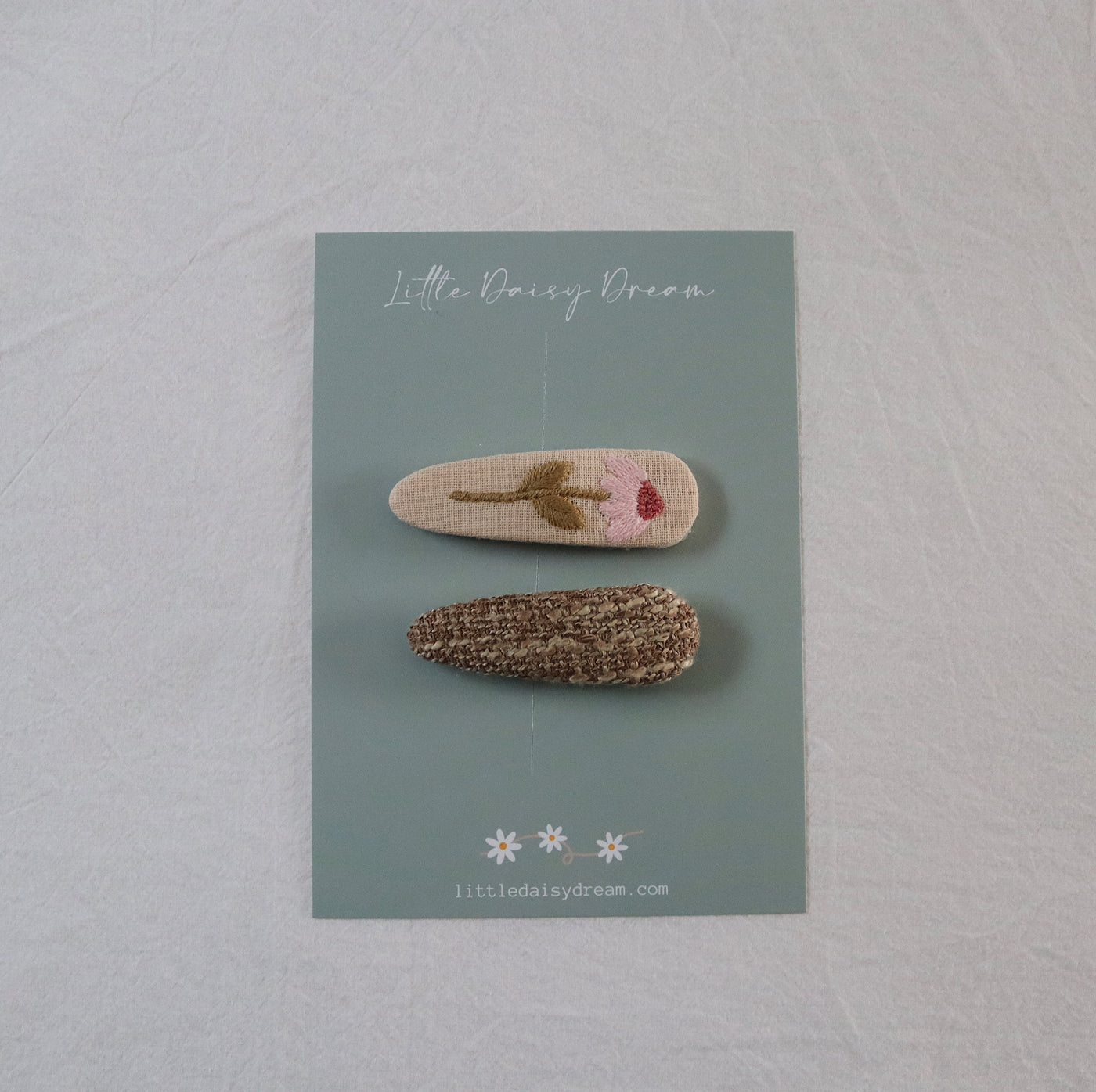 Embroidered & Patterned Snap Clip Set | Sage