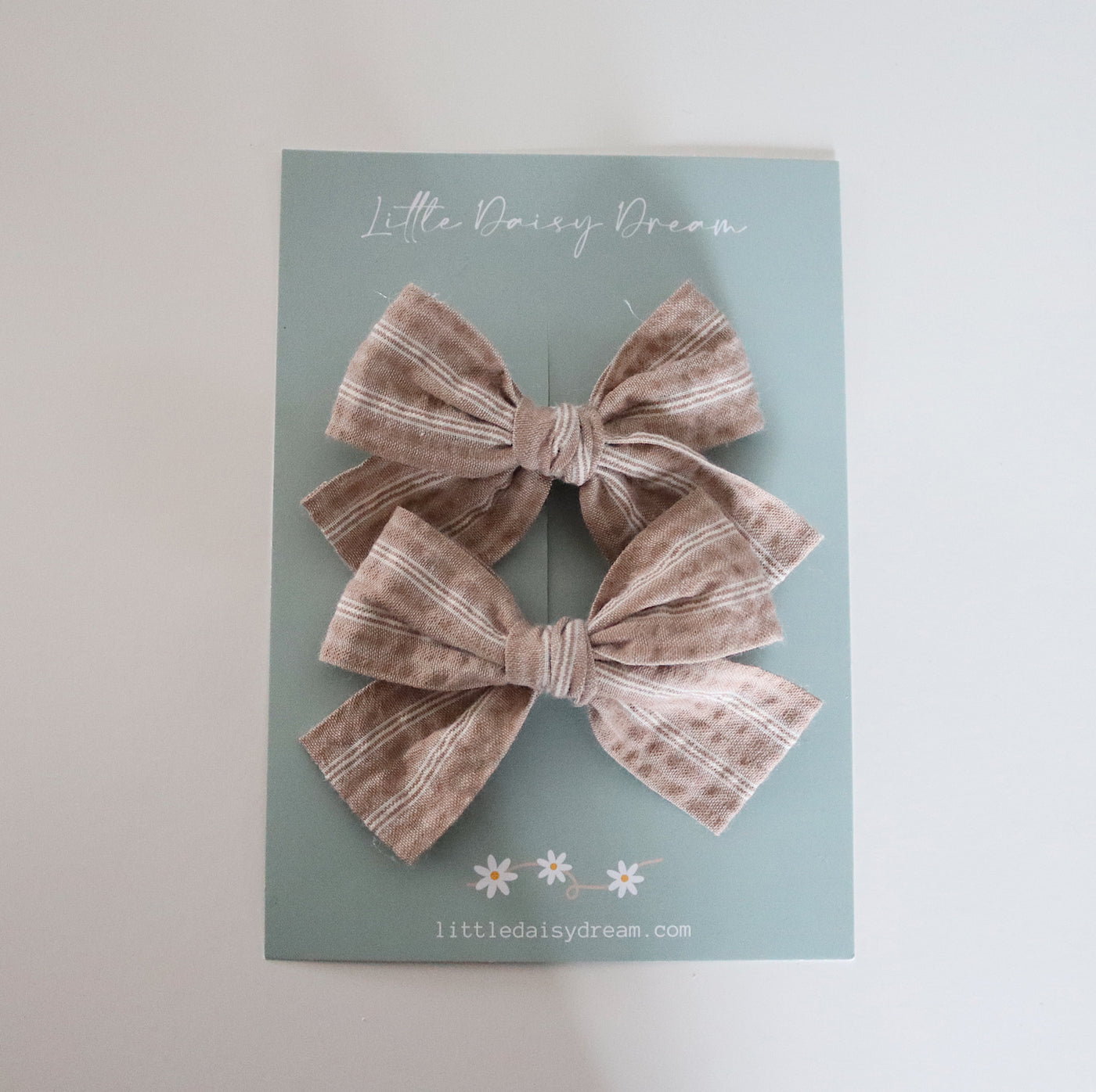 Pigtail Bows | Striped Beige