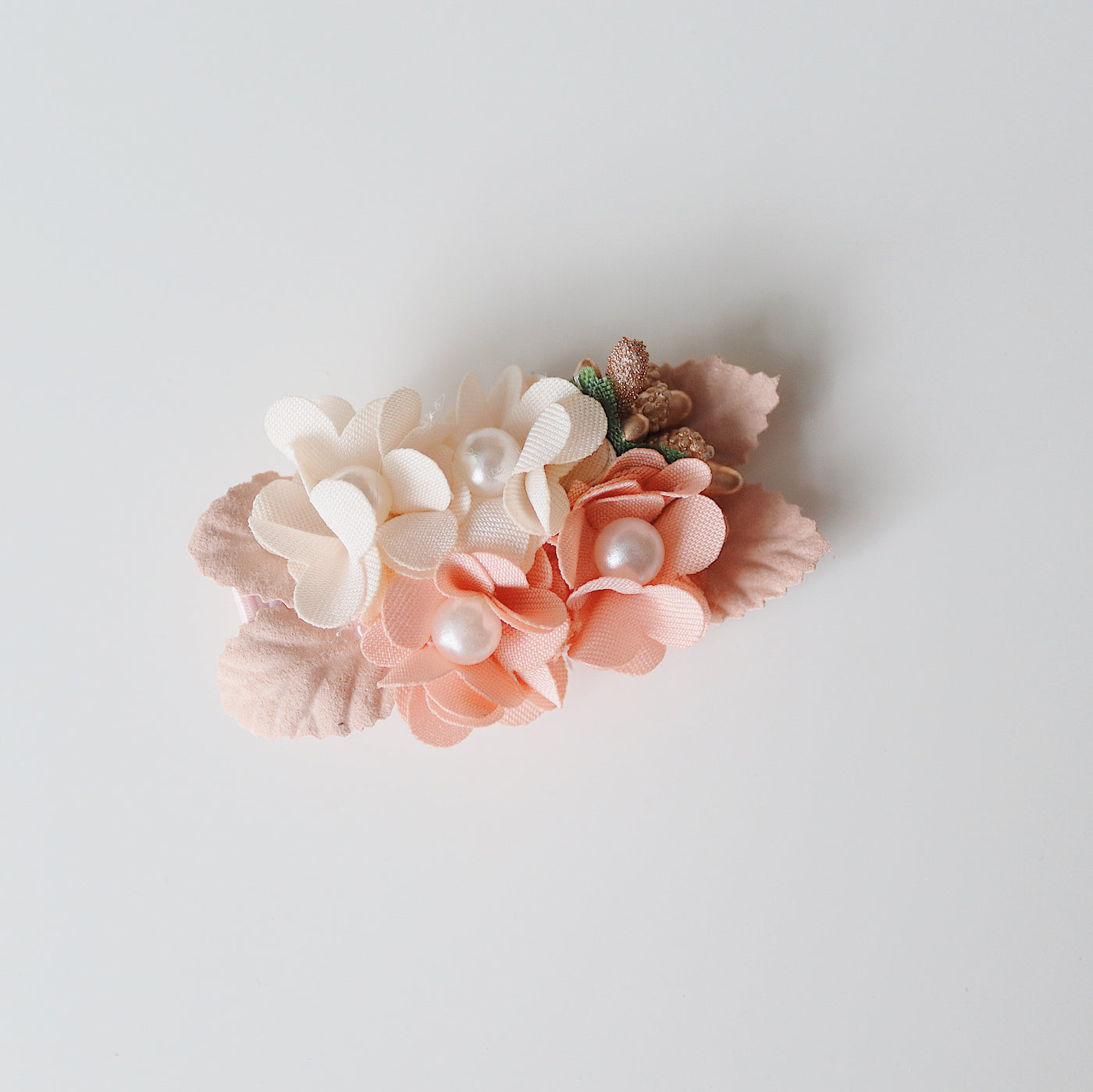 Bouquet of Roses Clip | Pearly Pink