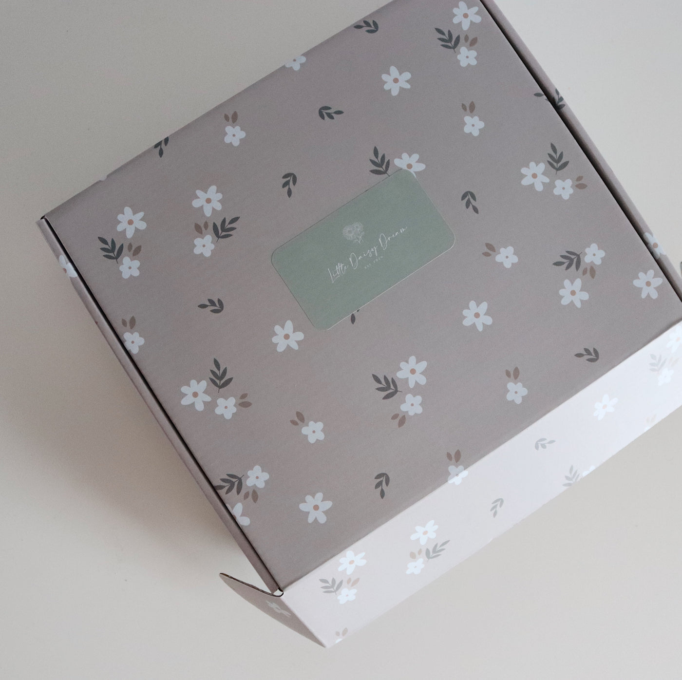 Newborn Gift Box | Sage