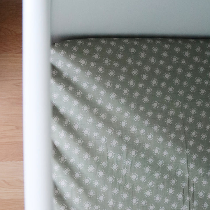 Organic Bamboo + Cotton Cotbed Sheet | Sunshine Mint