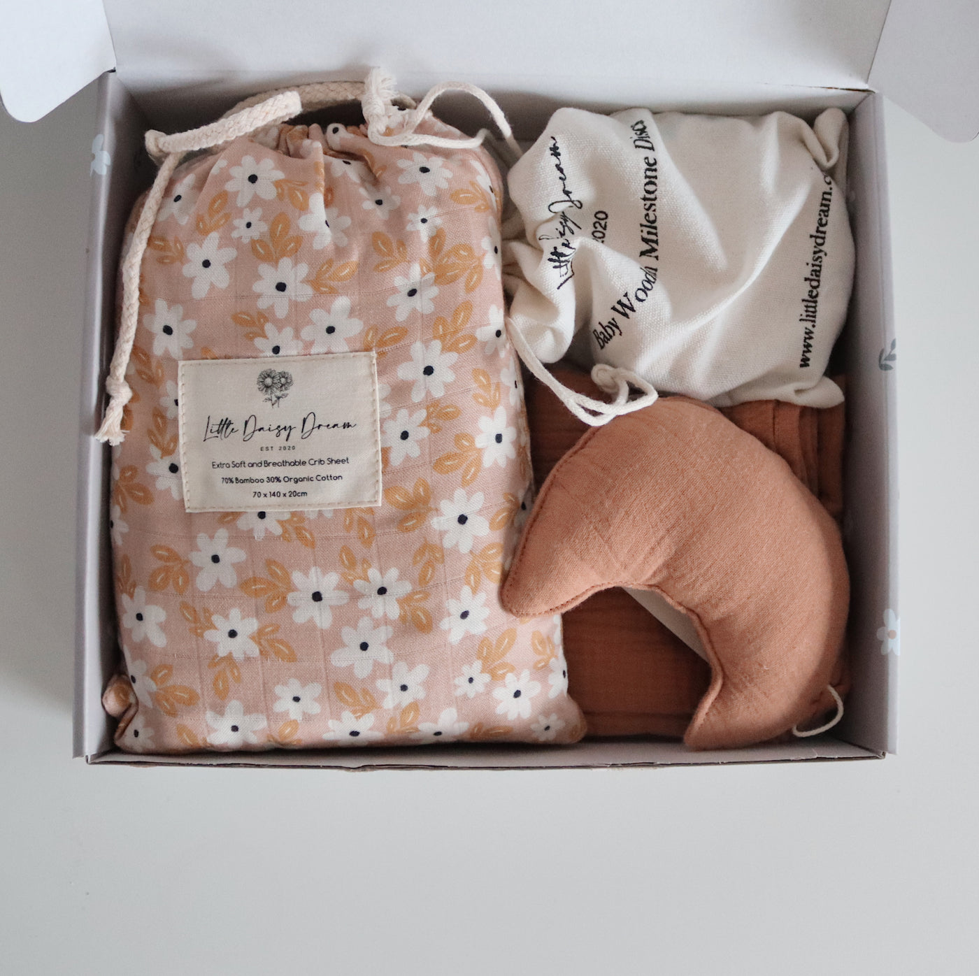 Newborn Gift Box | Peach